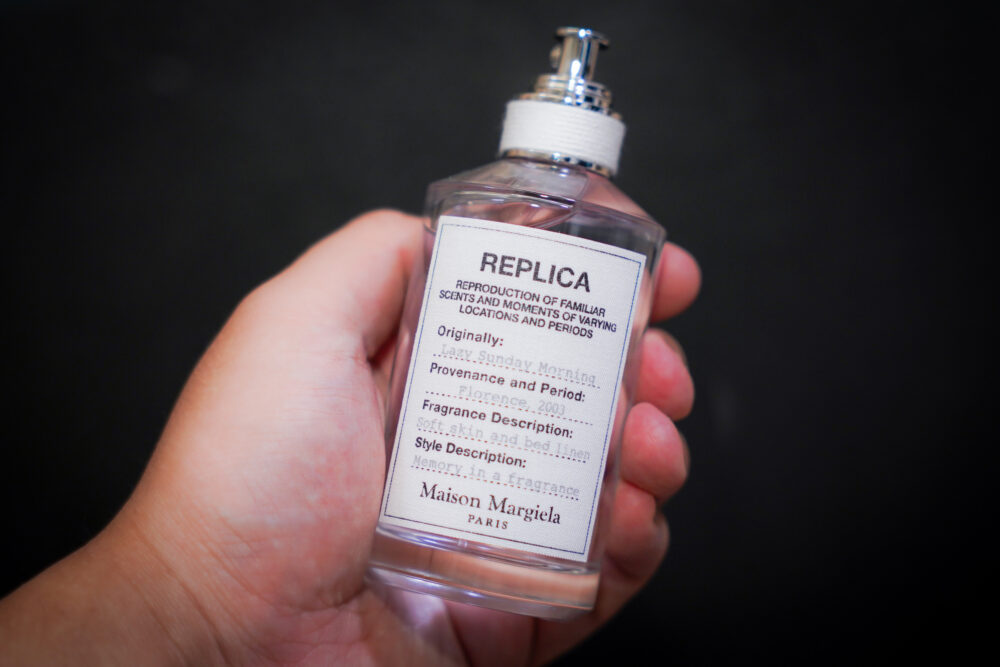 メゾンマルジェラ、待望の新作香水「レプリカ オードパルファン」が