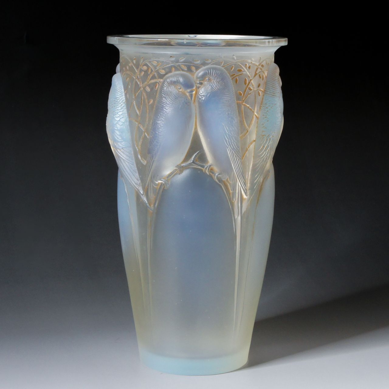 ルネ・ラリック特別展 | 岡山拠点のトミヤコーポレーション公式