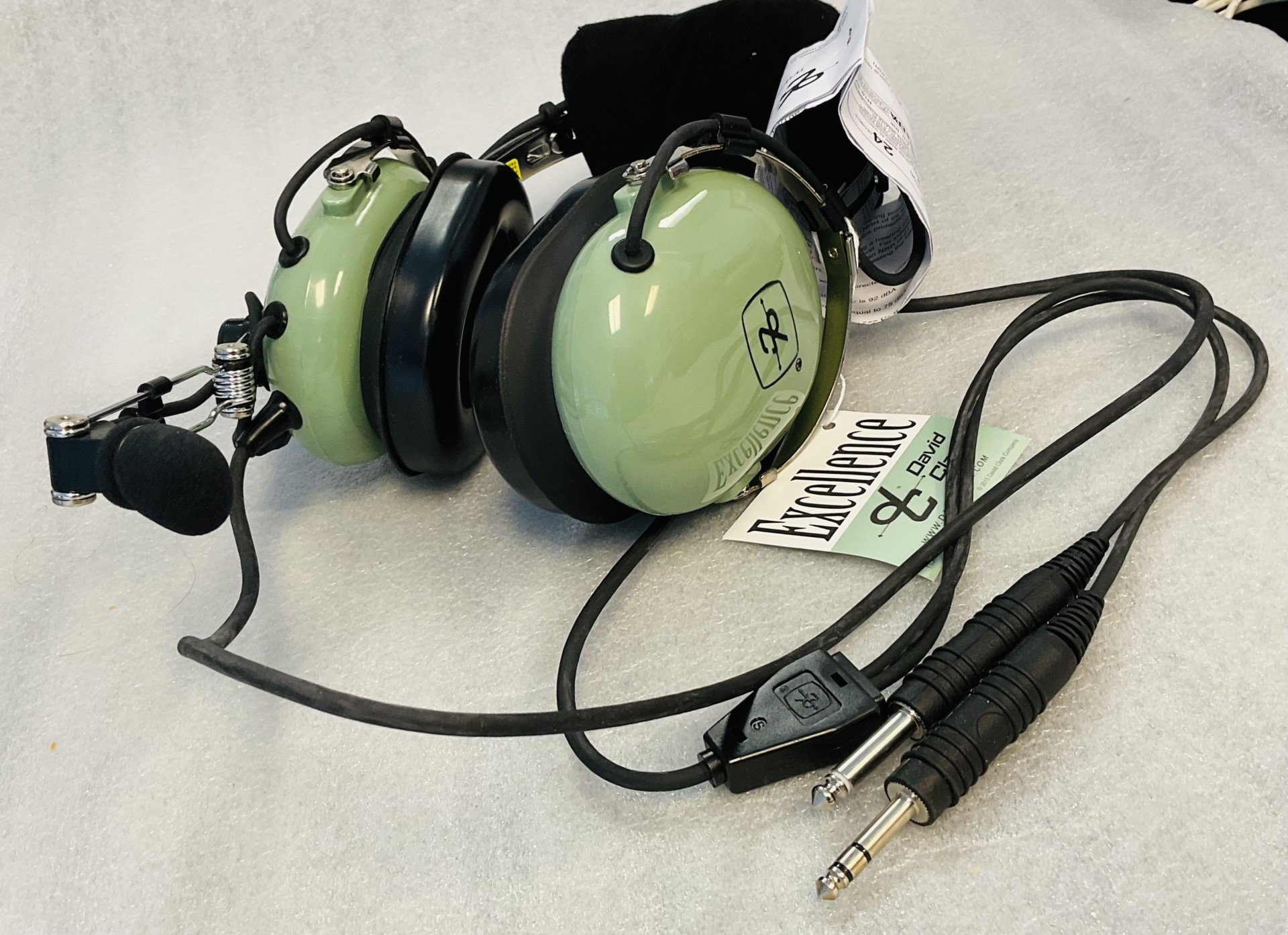 12508G-17 MODEL H10-30 Headset David Clark – ABC Intercargo Parts