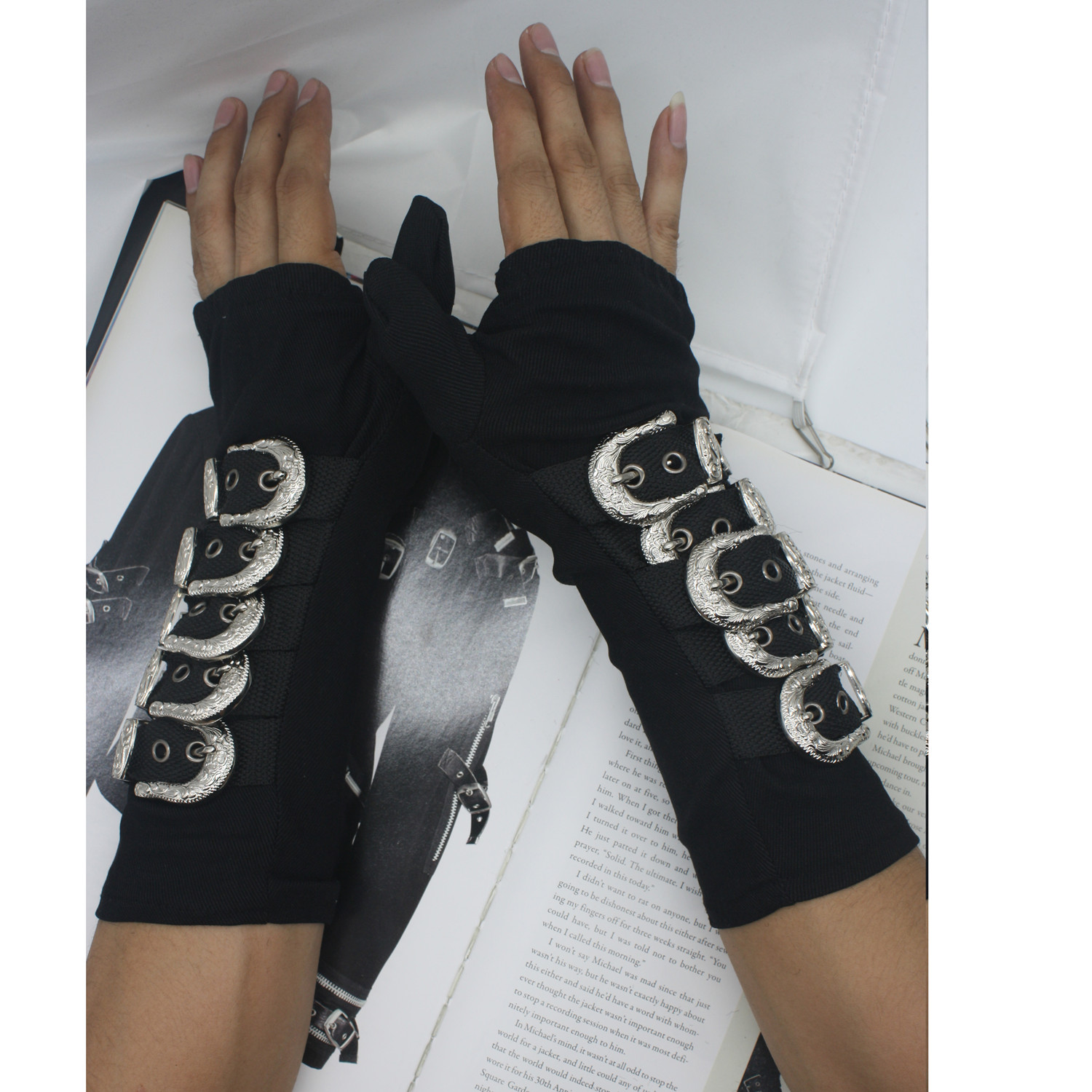 Impersonator レアmjマイケルジャクソンbad包帯ブラックメタル黒