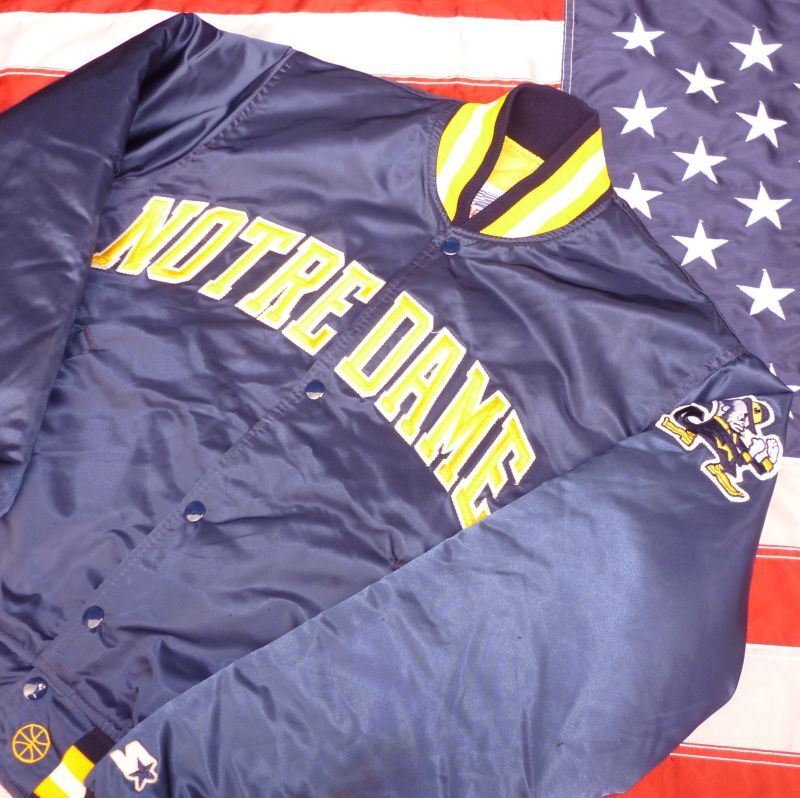 米ノートルダム大学 ファイティング アイリッシュ サテン地 スタジャン