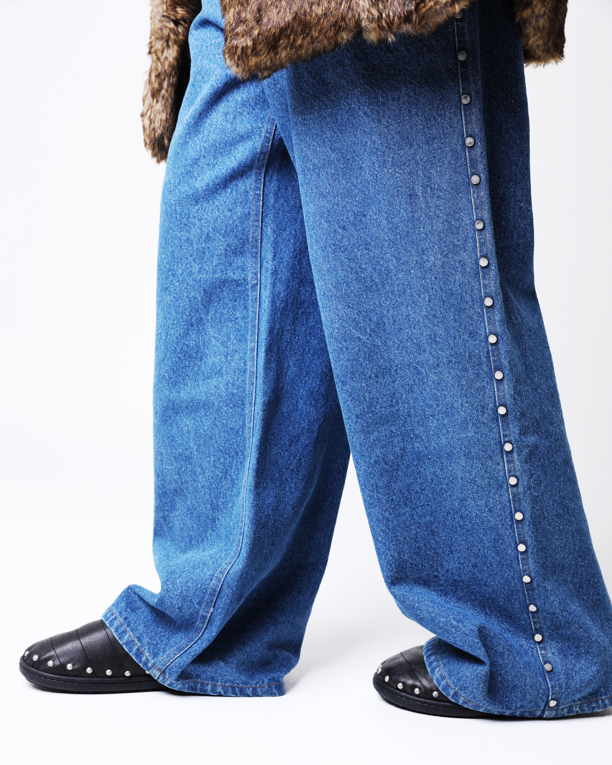 SUBU STUDDED MULE – AFB