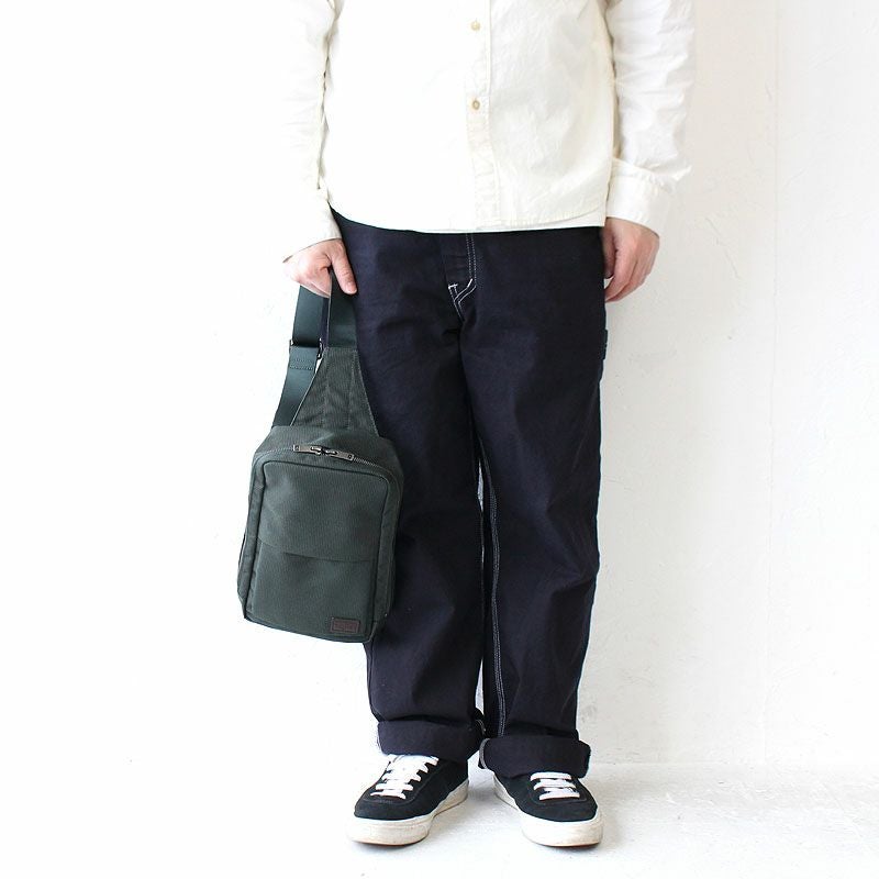 PORTER ポーター フィネス スリングショルダーバッグ | TOZAI NANBOKUYA