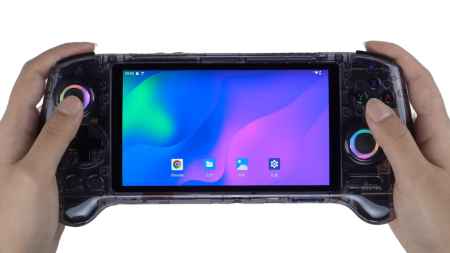 ANBERNIC RG557徹底レビュー！PS2/GCエミュ性能とRG556比較 - 秋葉原ぶらり