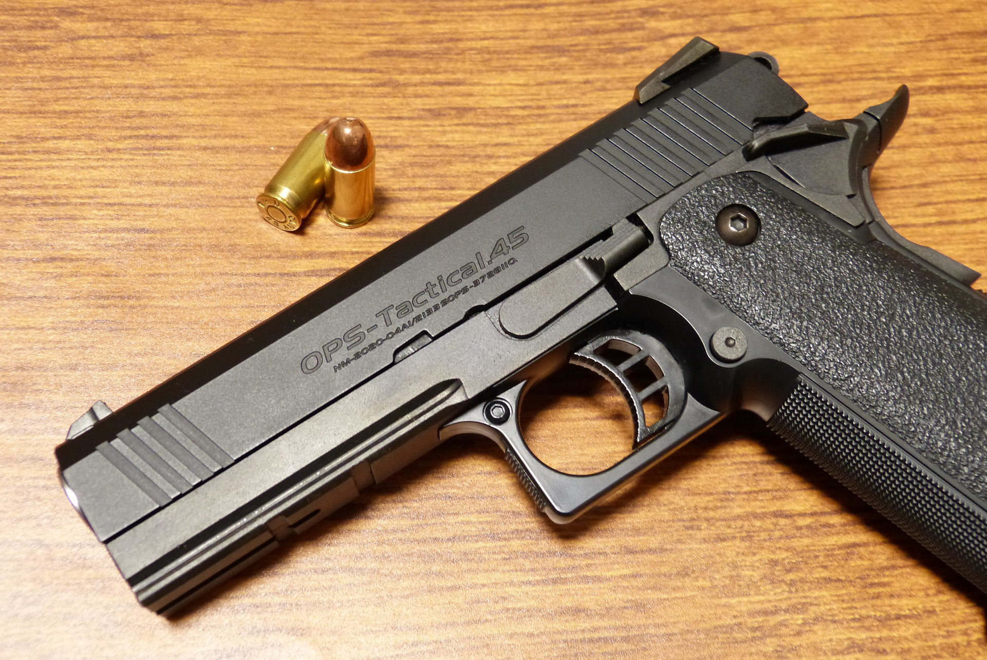 実戦仕様のHI-CAPA！ ハイキャパ4.3 ガスブローバックをレビュー: まる