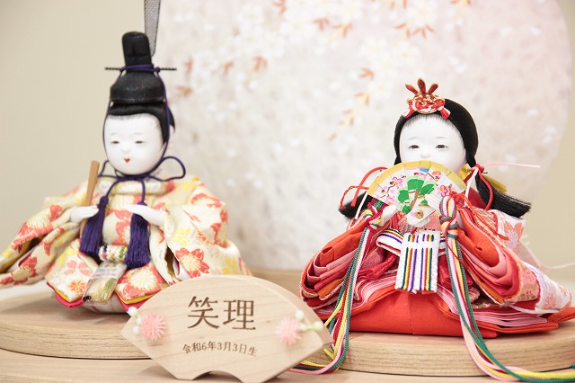 かわいく小さな雛人形です。伝統工芸士の作品です。 | 岡崎市｜味岡