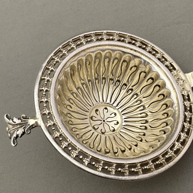 Emile Puiforcat「Emile Puiforcat ティーストレーナー