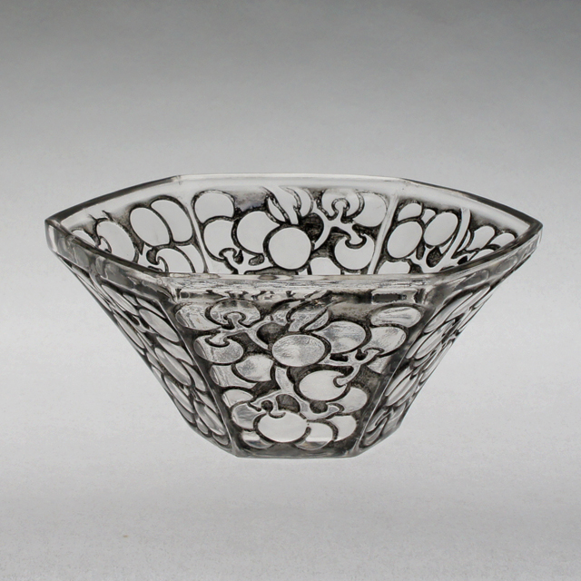 小鉢 6面の葡萄（黒パチネ）《アンティックかとう》