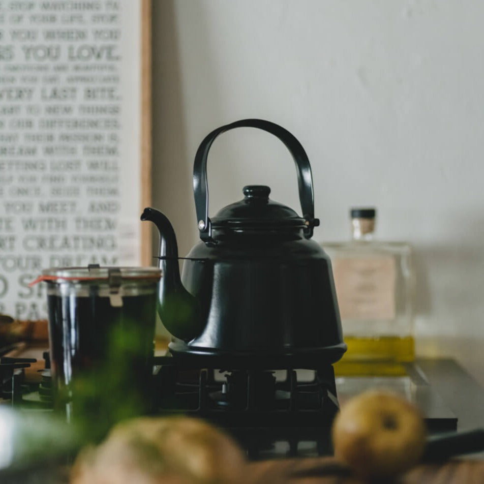 レトロホーローケトル — ANTRY USE ONLY GENUINE