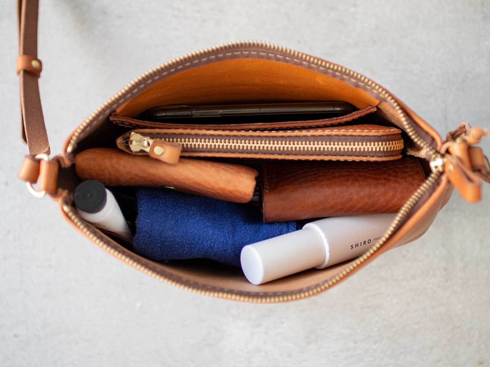 月型ショルダー |analogico（アナロジコ）