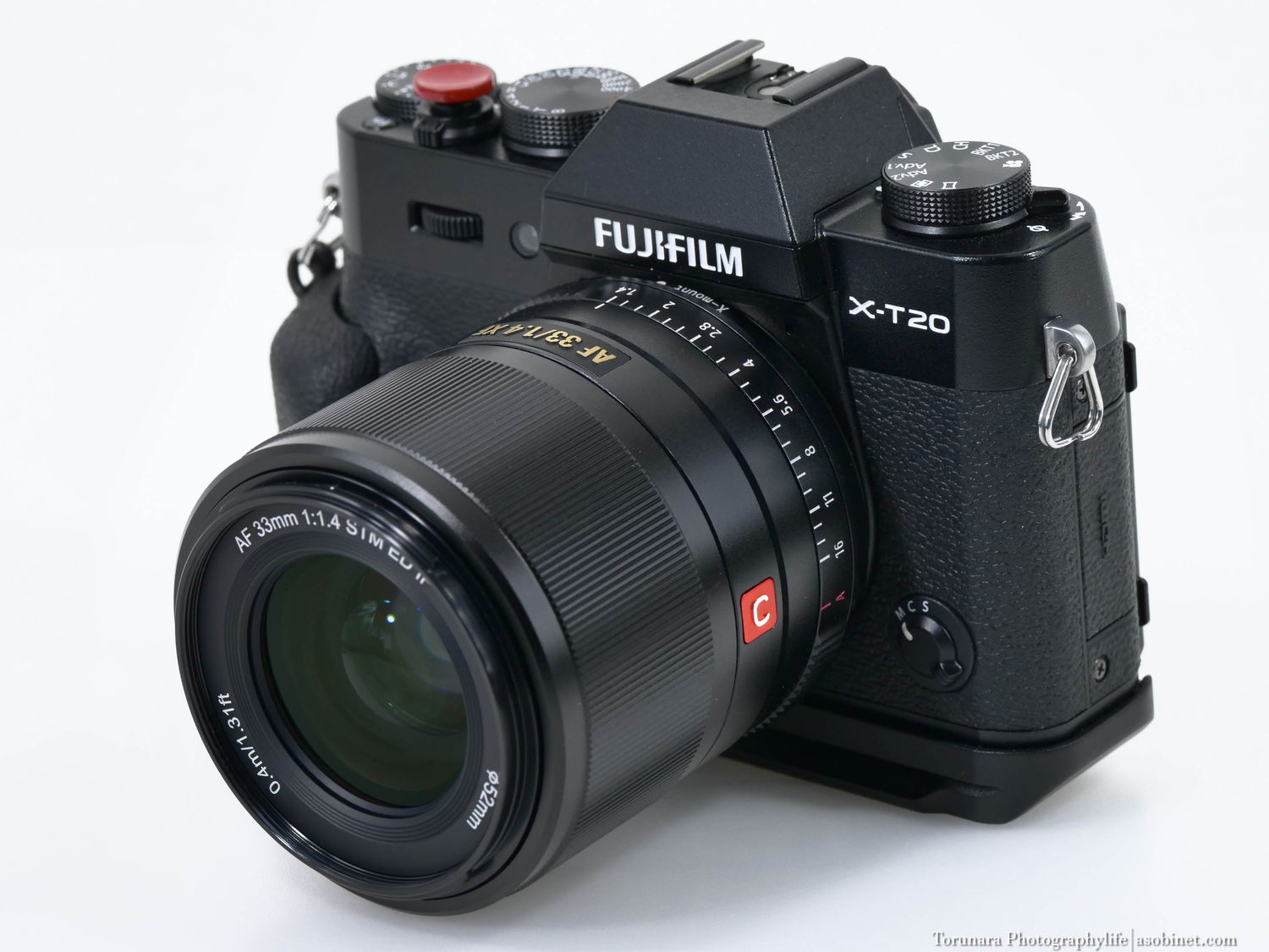 VILTROX AF 33mm F1.4 STM 交換レンズレビュー 外観・操作性・AF編