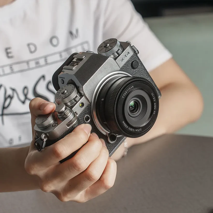 銘匠光学 TTArtisan AF 14mm F3.5 富士フイルムXマウント 国内で販売