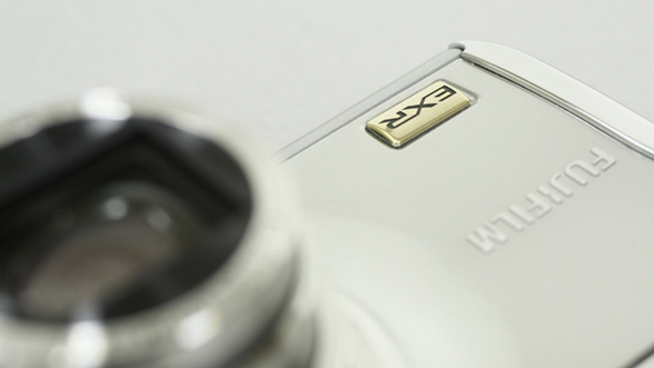 ASCII.jp：F200EXRと同等!?「FinePix F70EXR」を試す (1/5)
