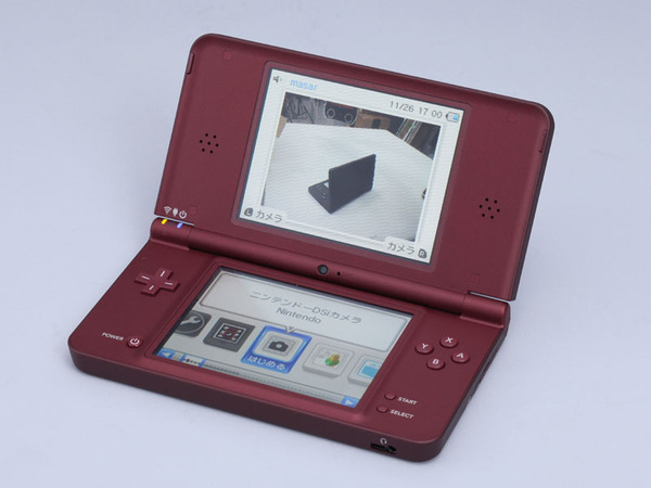 ASCII.jp：これはデカ過ぎ!? 「ニンテンドーDSi LL」 (1/3)