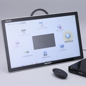 ASCII.jp：2台目テレビの本命!? 「フリースタイルAQUOS」 (1/4)