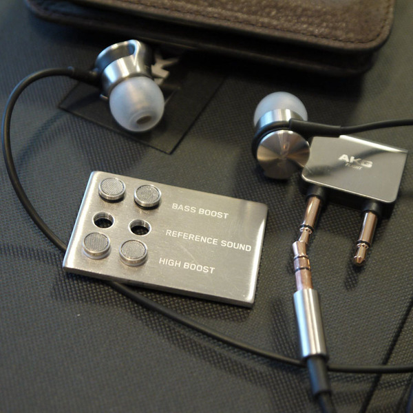 ASCII.jp：今頃買った悪夢的価格のハイエンドヘッドフォンAKG「K3003