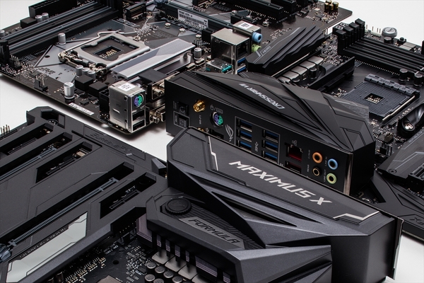 ASCII.jp：マザーボード、ハイエンドとエントリー向けはどこが違う