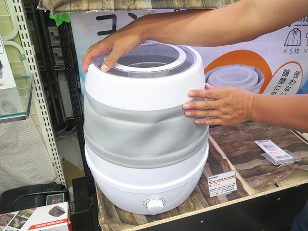 ASCII.jp：折りたたんでコンパクトに！ 「折りたたみ洗濯機」がスゴイ