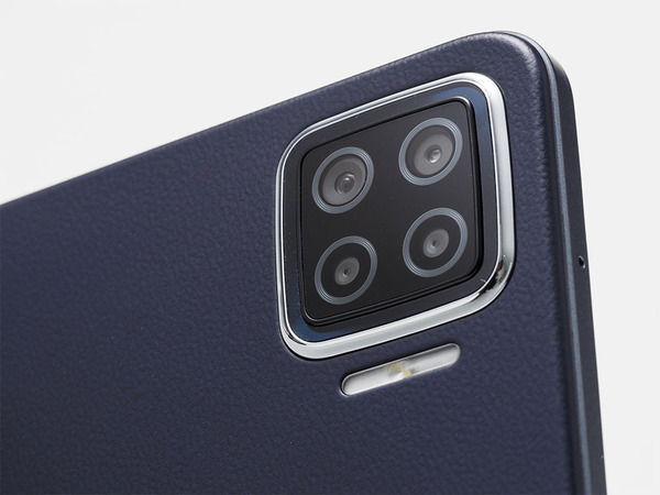 ASCII.jp：OPPOの新エントリーSIMフリースマホ「OPPO A73」は有機ELに