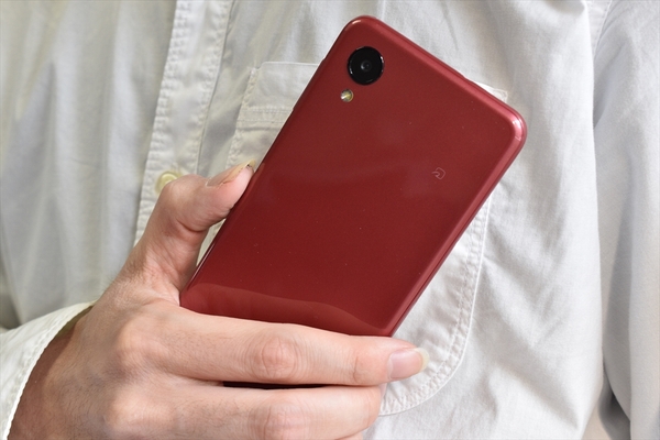 Galaxy Aシリーズの最新機種「Galaxy A23 5G」はスマホデビューにも