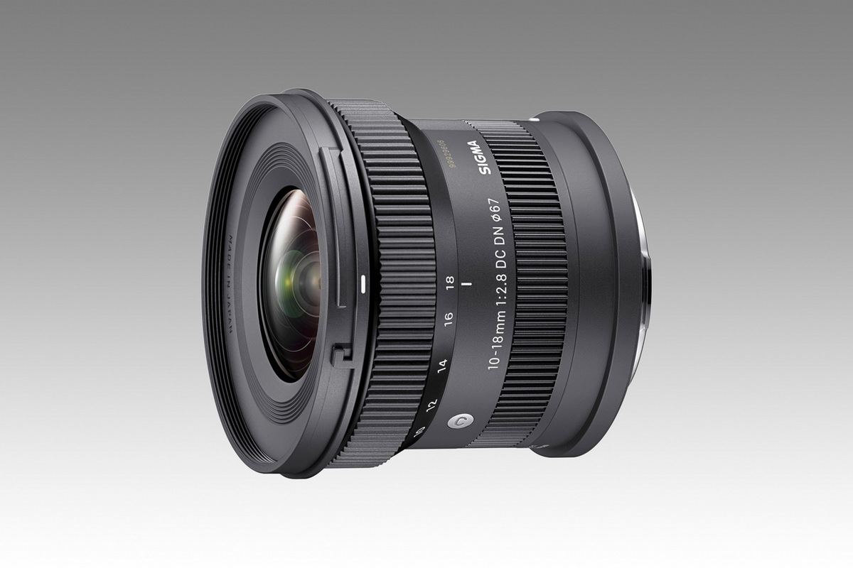 シグマが世界最小最軽量の超広角ズーム「10-18mm F2.8 DC DN」を発表