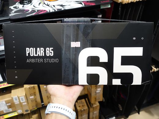 ラピッドトリガー対応の65%キーボード「Polar 65」に新色、透明キー