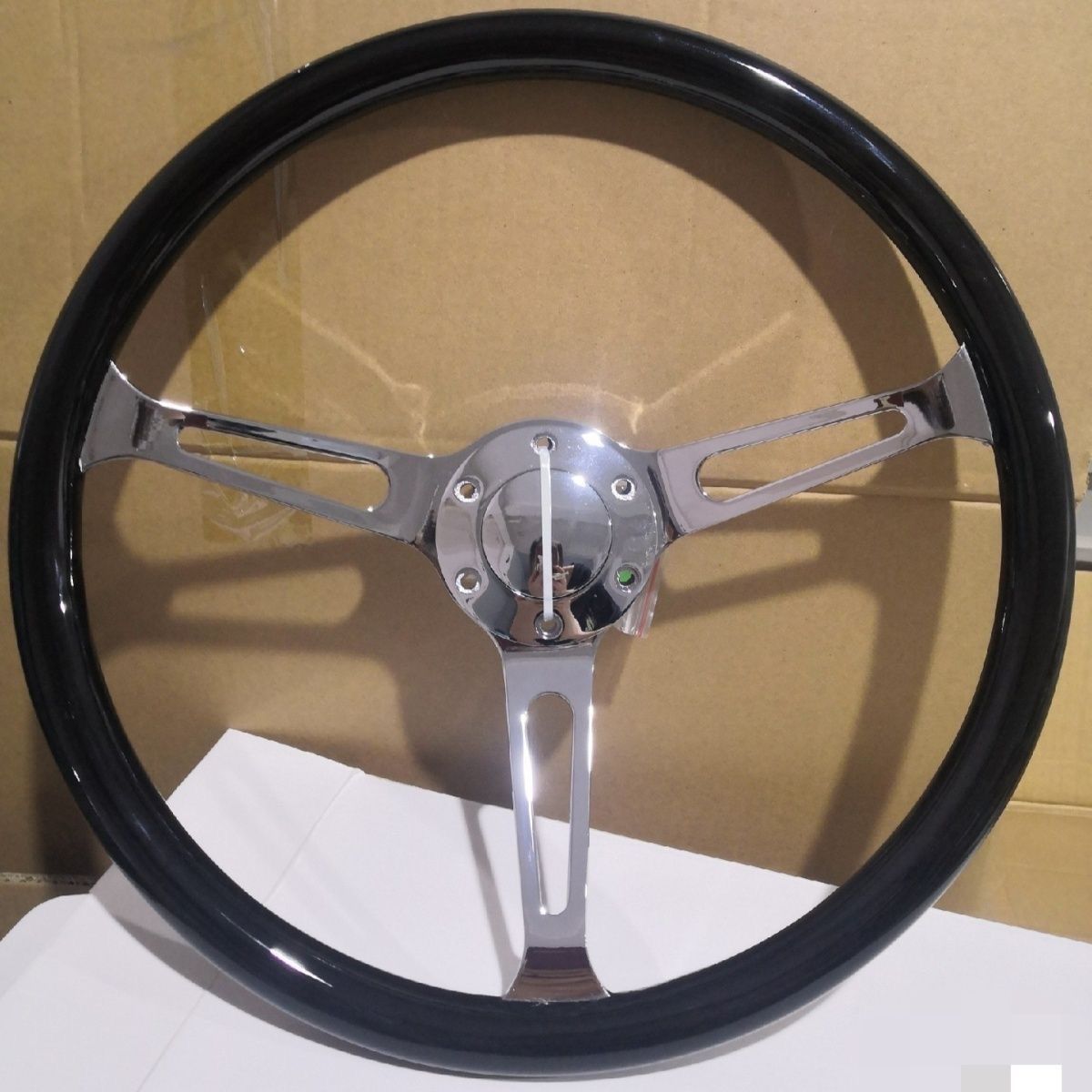 自動車用 黒 3スポークステアリング本体15インチ380cm クロズブラック