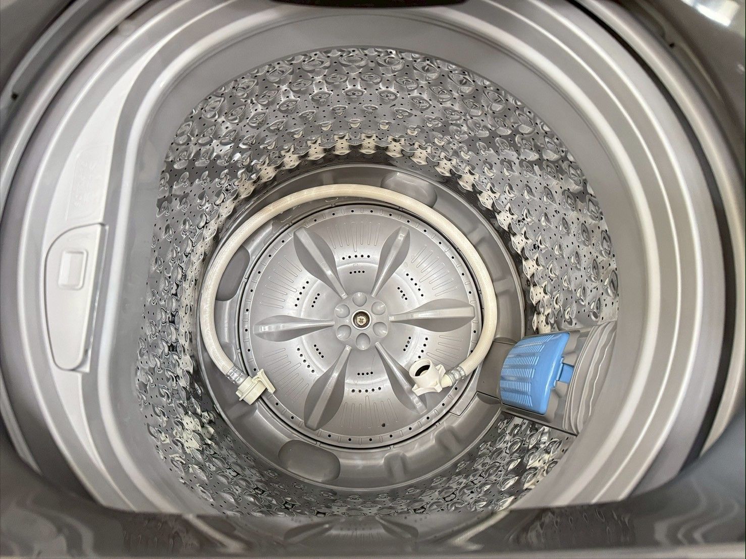 高年式】大阪送料無料☆3か月保障付き☆洗濯機☆コンフィー☆6kg☆2024