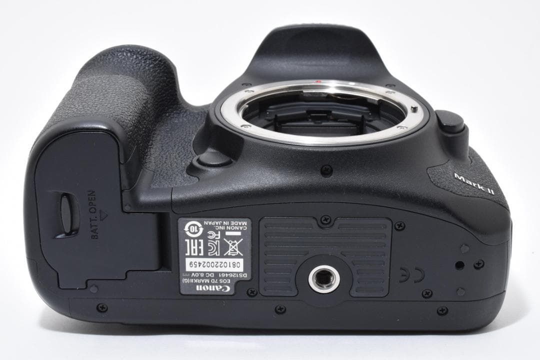 Canon EOS 7D Mark II 標準&望遠 ダブルズームキット - メルカリ
