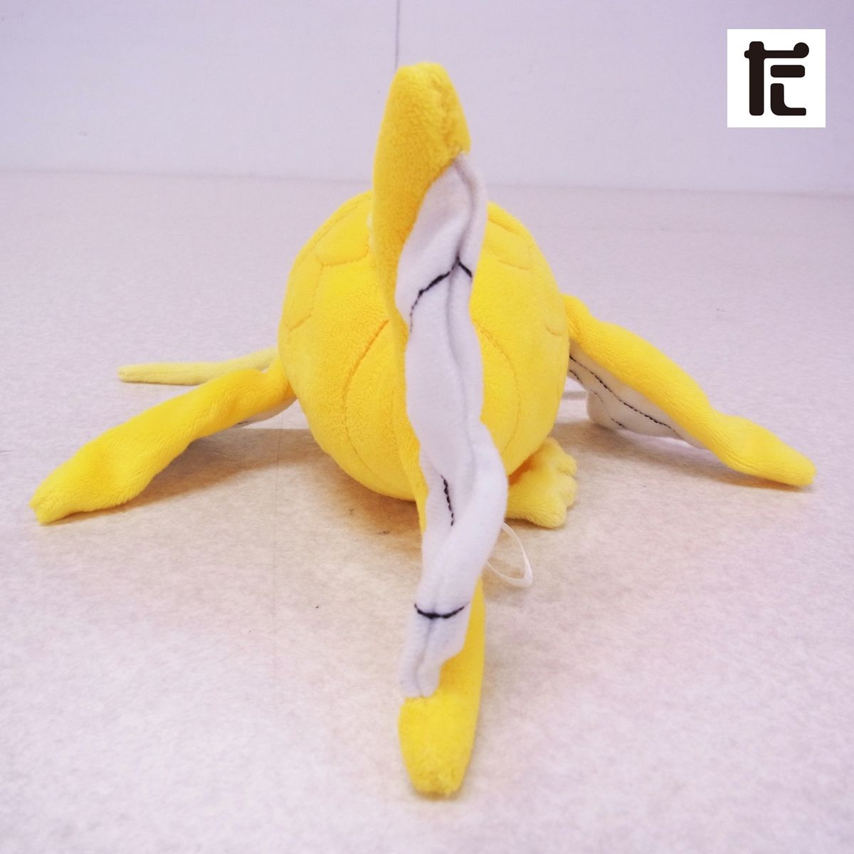 ポケモンセンターナゴヤ 金のコイキング ぬいぐるみ/PK01251-GM - メルカリ