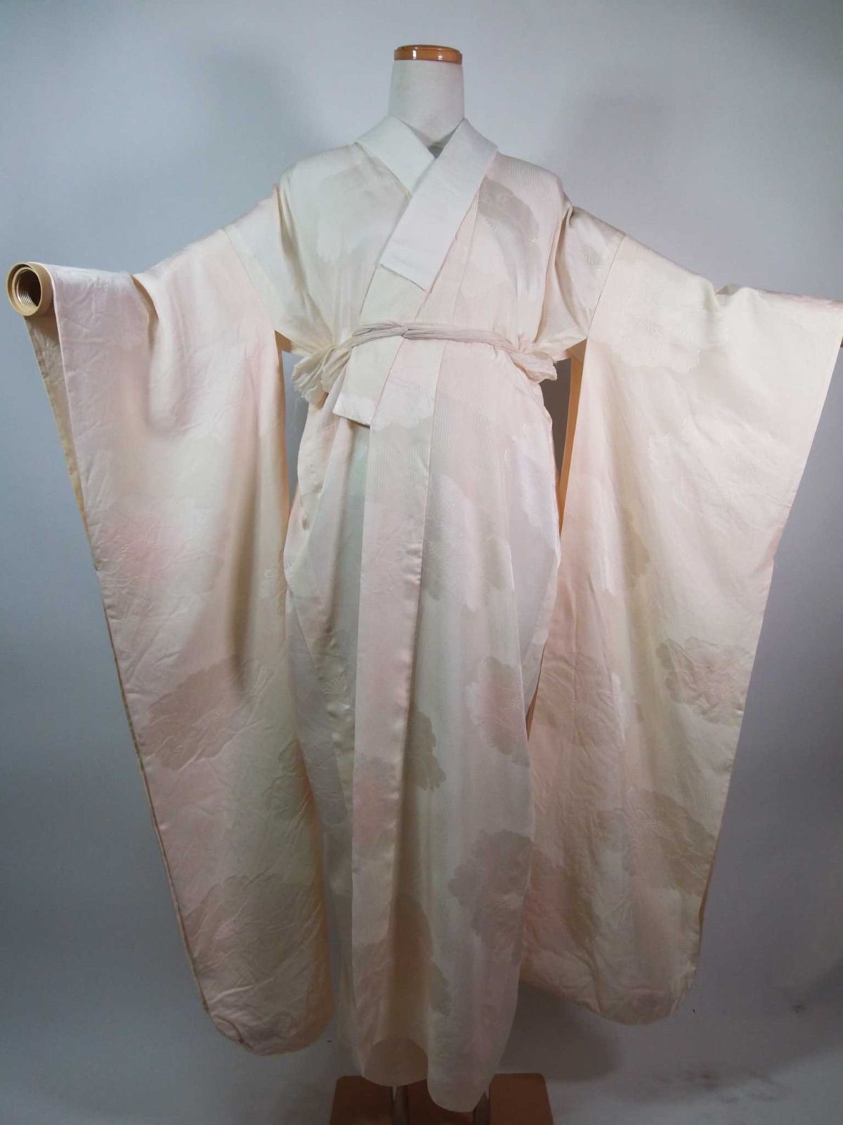 豪華振袖3点セット＊染め分け古典柄 金駒刺繍 沙耶型地紋 長襦袢・袋帯