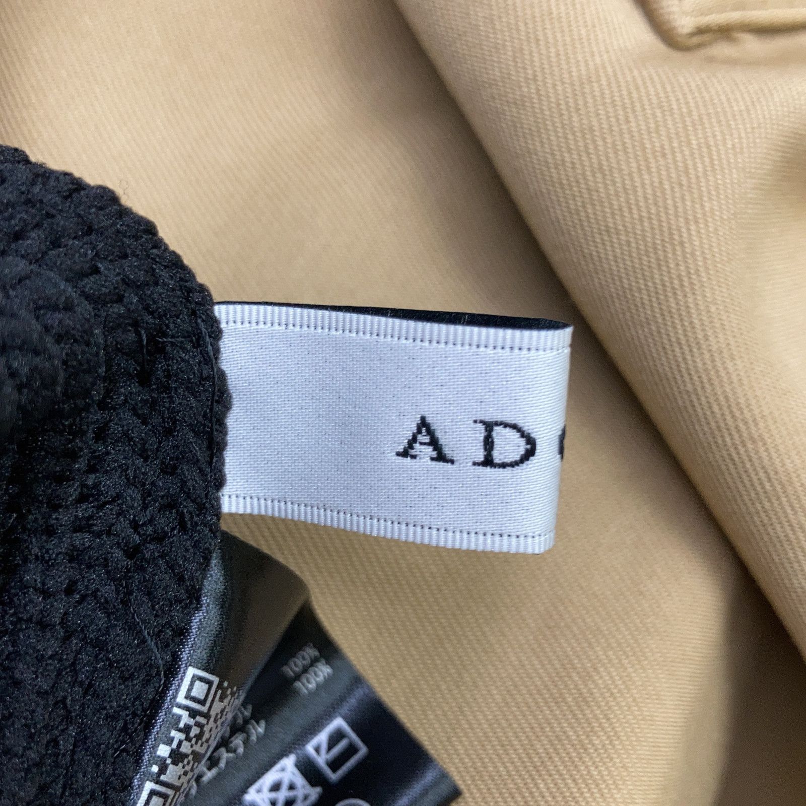 ADORE アドーア ﾌﾞﾗｯｸ×ｷｬﾒﾙ ﾆｯﾄﾄﾞｯｷﾝｸﾞﾄﾞﾗｲﾁﾉ ﾎﾟﾝﾁｮ風ﾆｯﾄ 38 - メルカリ