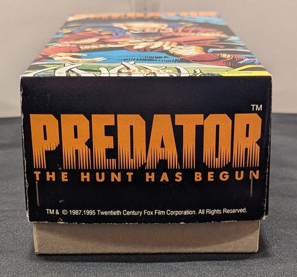 ビリケン商会 ゼンマイ歩行ブリキ プレデター - メルカリ