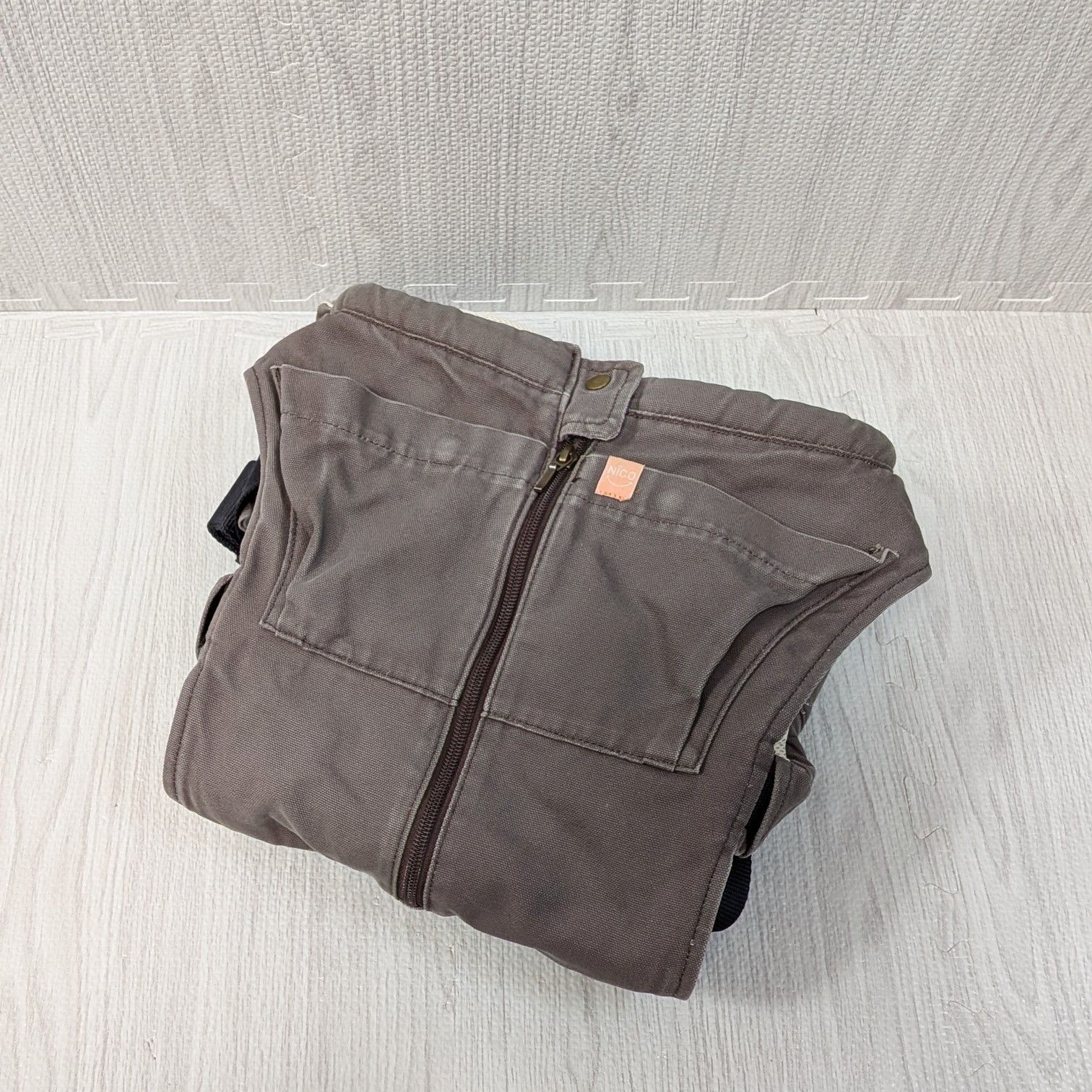 良品 キューズベリー 抱っこ紐 ニコ ブラウン CUSEBERRY NICO おでかけ