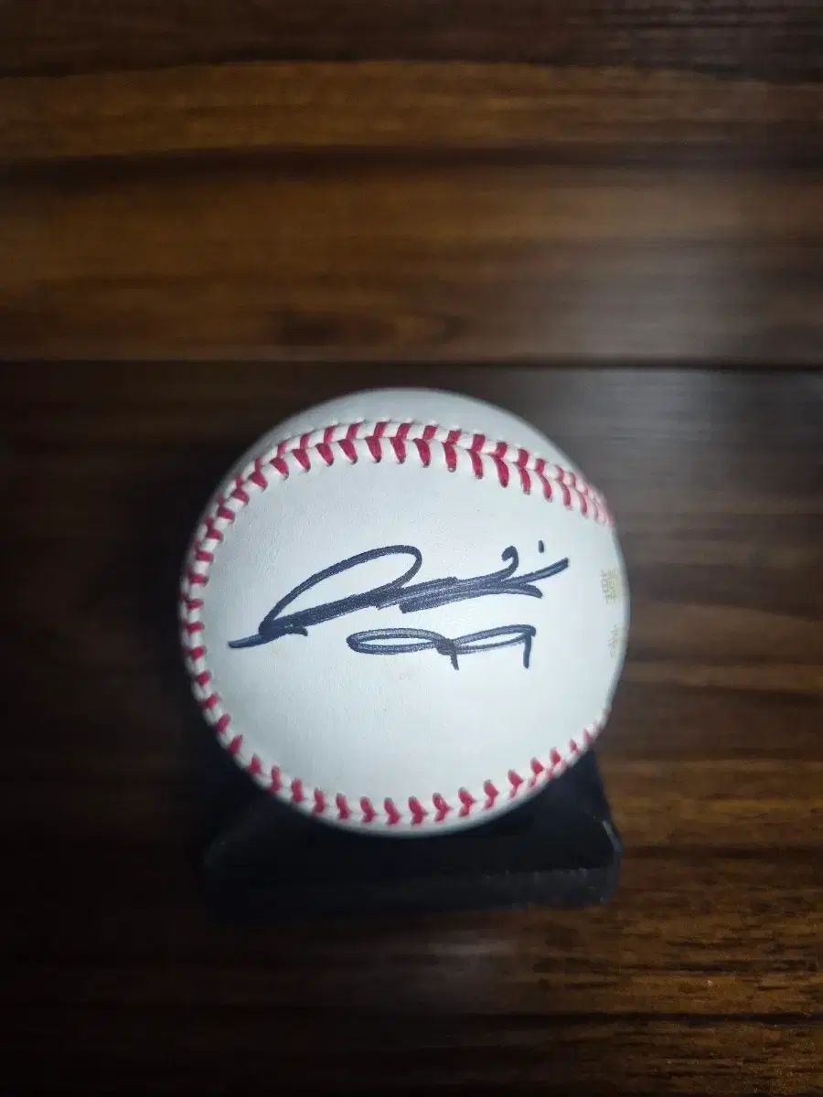 2012 公式球 Hanwhae Eagles 류현진(リュ・ヒョンジン) サインボール