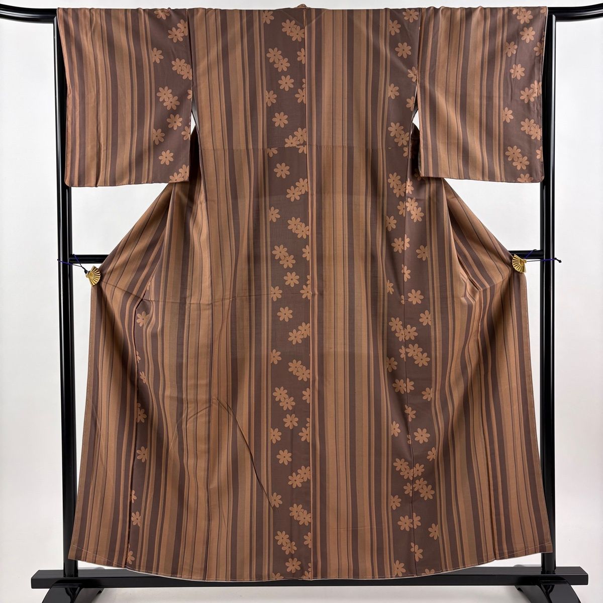 美品】 小紋 身丈159cm 裄丈66cm M 袷 斉藤上太郎 紬地 奥順 落款 縞