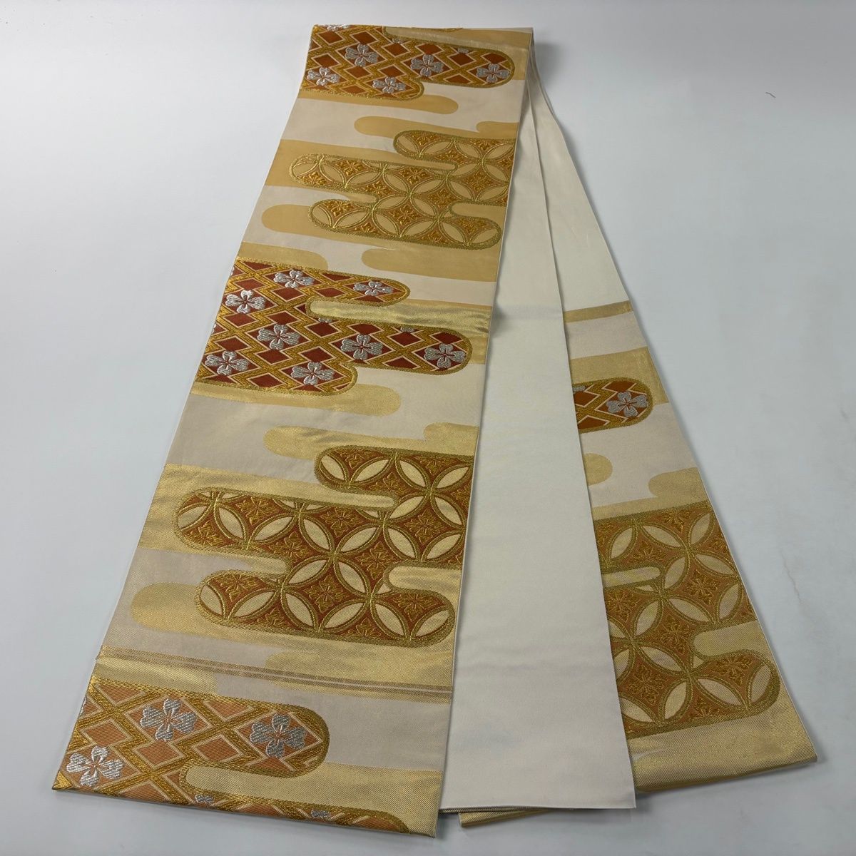 袋帯 秀品 川島織物 落款 ヱ霞 七宝華文 金銀糸 箔 ベージュ 六通 正絹