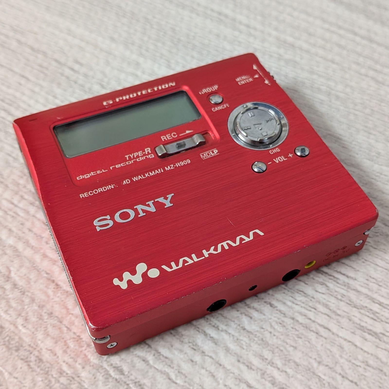 SONY ソニー MZ-R909 MDプレイヤー ジャンク品 レッド 通電確認済 本体