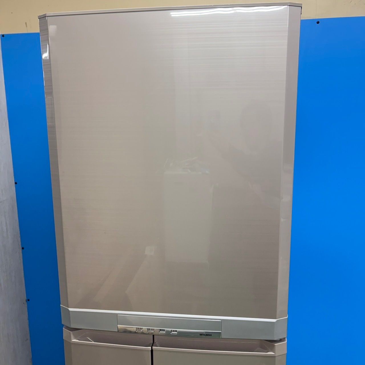 822 MITSUBISHI 5ドア 大型冷蔵庫 400L〜500L 小型 右開き 420L 極美品