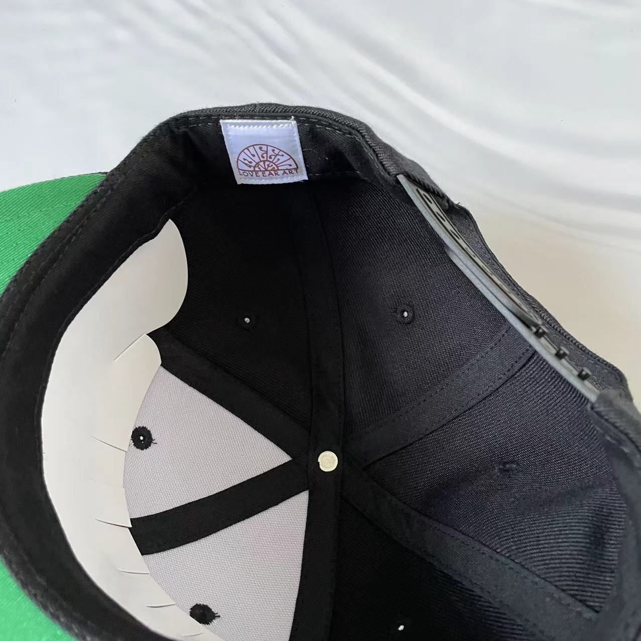 キムタク着用 希少 LOVE EAR ART SNAP BACK CAP - メルカリ
