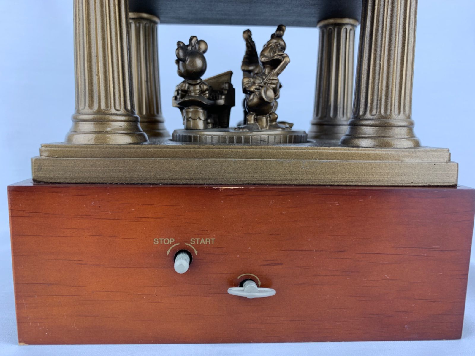 ジャンク品】非売品 第一生命 ミッキーマウス ブロンズ像 全長（約）44