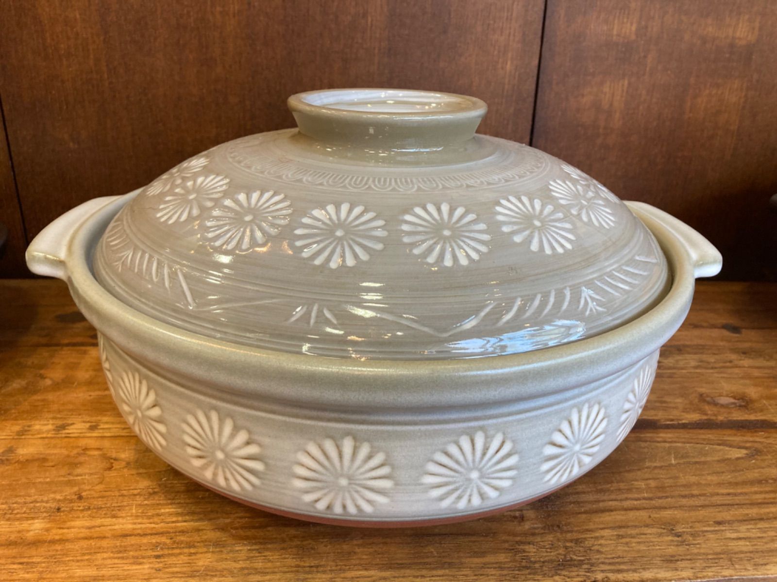 Eight ステンレス製両手鍋 中型 蓋付き2コートより一回り大きい Royal