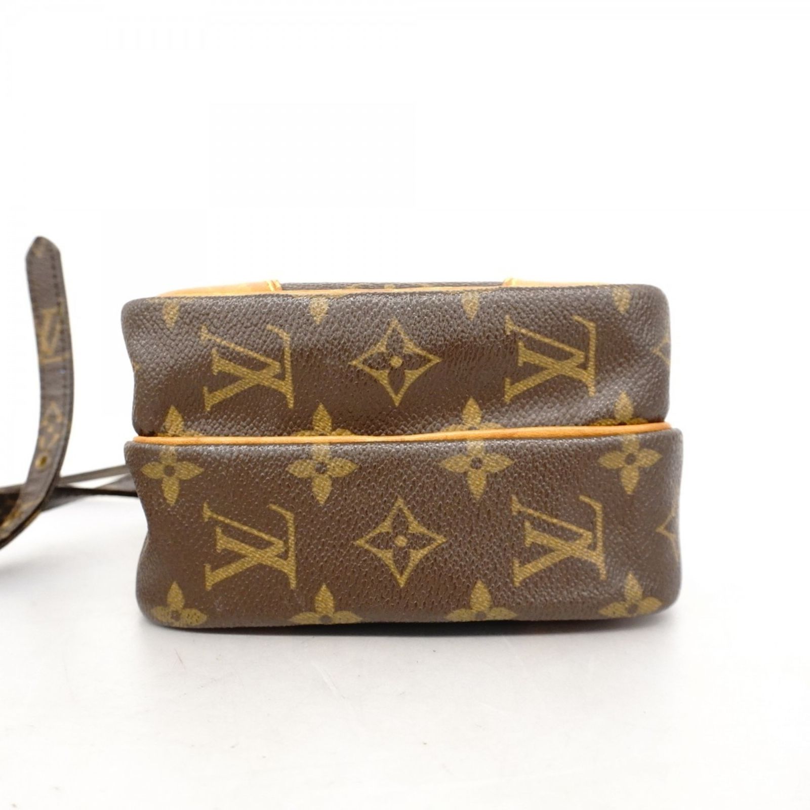 ルイ・ヴィトン LOUIS VUITTON アマゾン モノグラム ショルダーバッグ