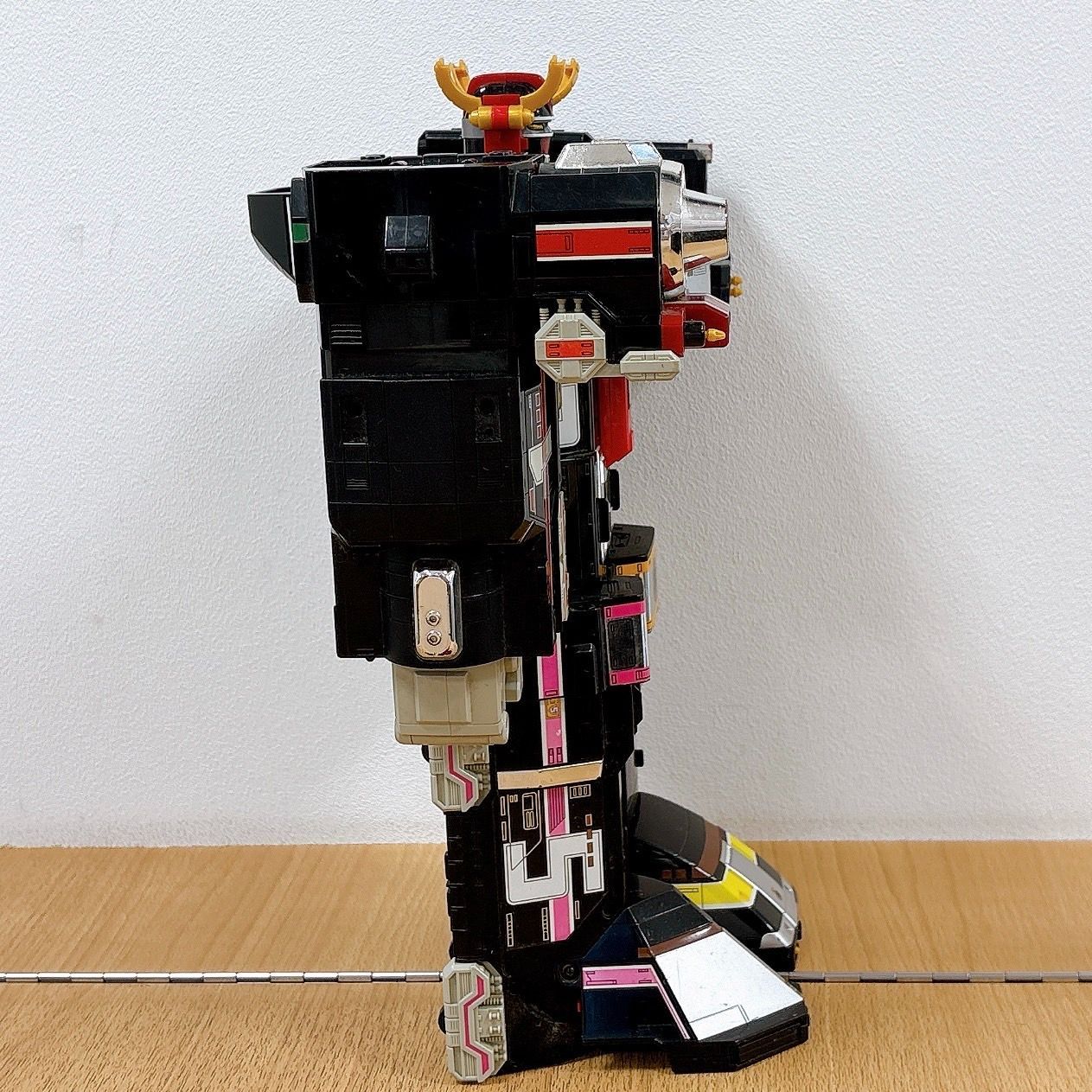 救急戦隊ゴーゴーファイブ DX連結合体 グランドライナー HID - メルカリ