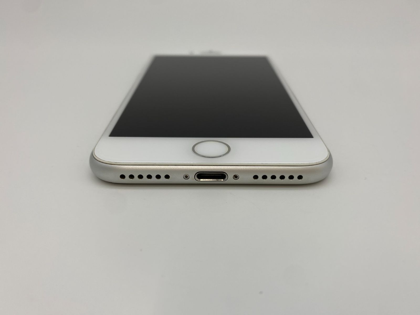 極美品】iPhone 8 Silver 64GB SIMフリー バッテリ85% SIMフリー・初期