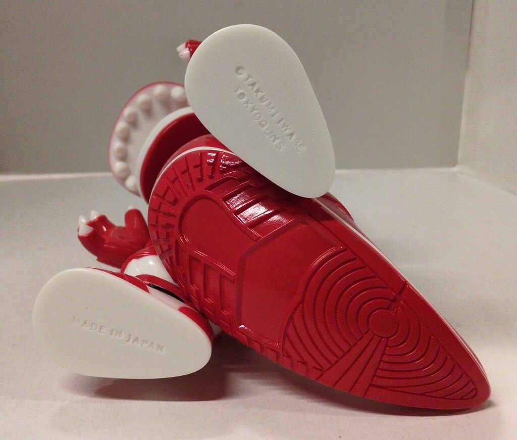 TOKYOGUNS 怪獣スニーカーヘッド シカゴカラー 02 - メルカリ