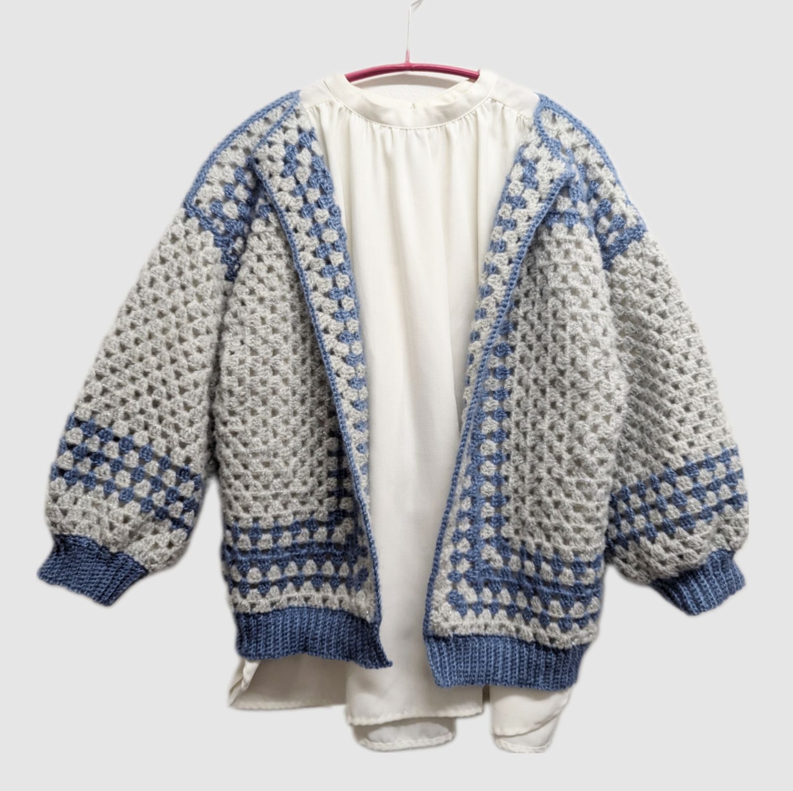 ハンドメイド グラニースクエア カーディガン ＊299 - メルカリ