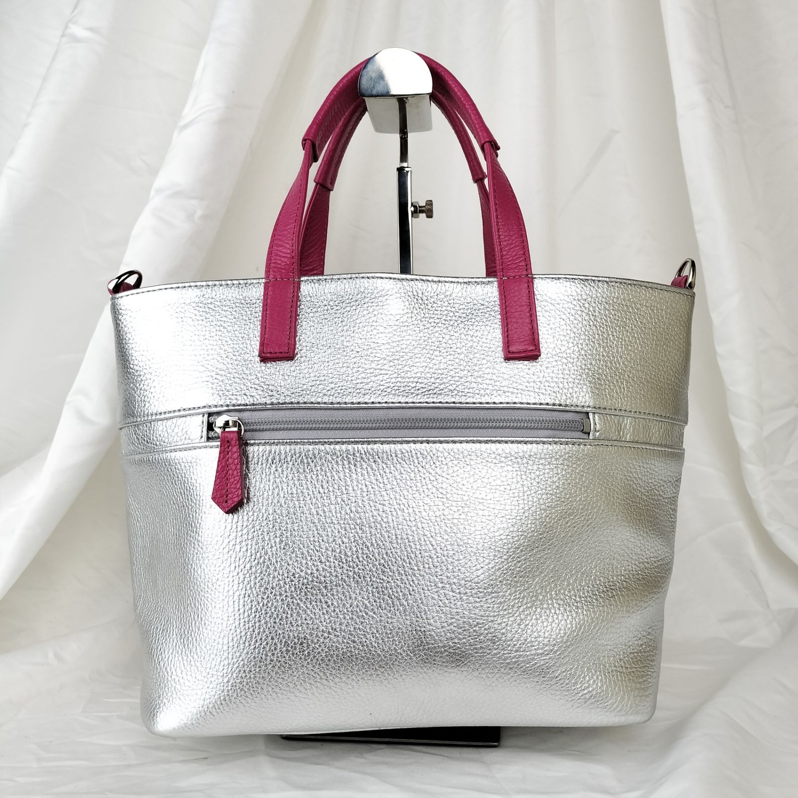 イタリアンレザー✨スマイルデザイン】 サロンドアルファード スマイル