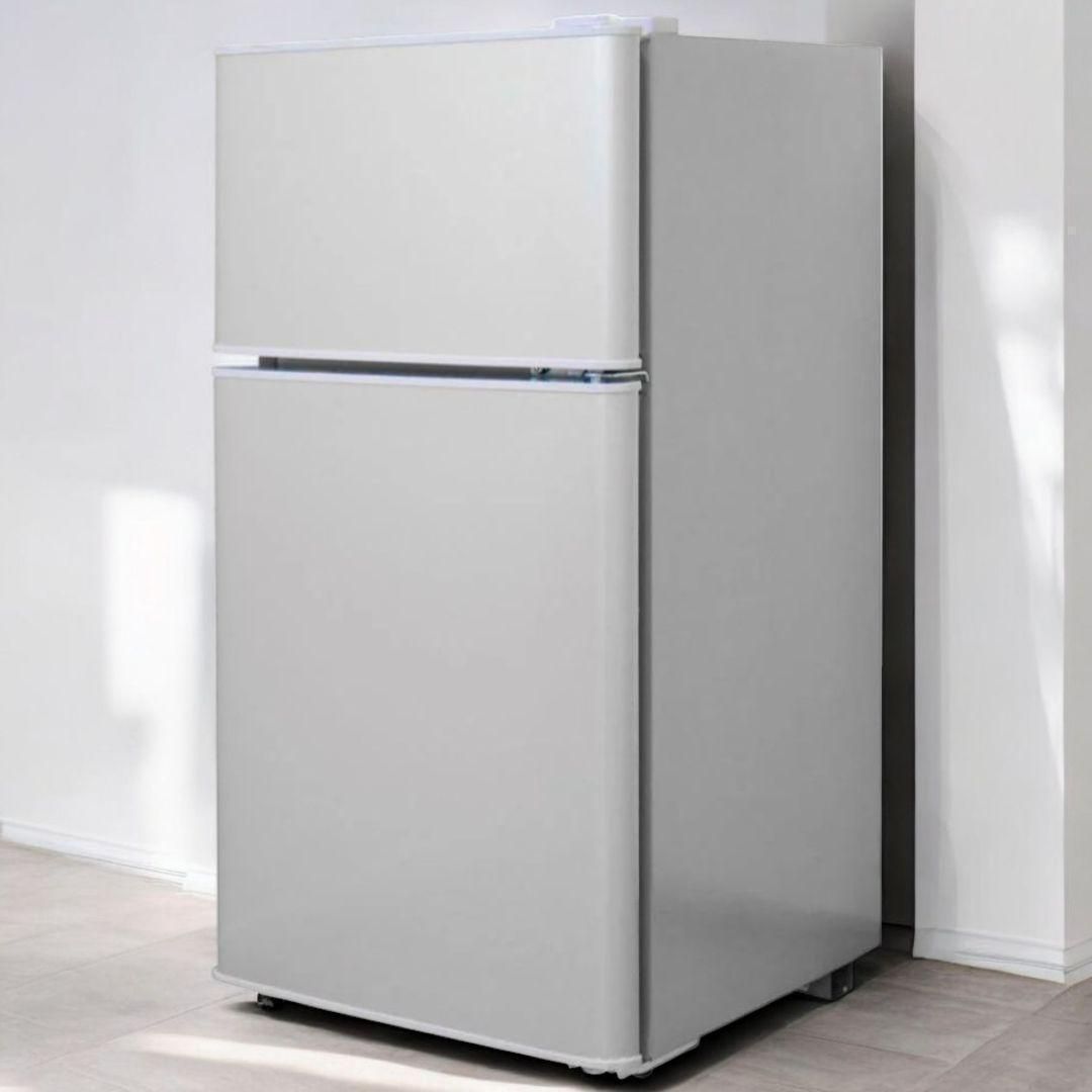 ⭐️新品⭐️小型冷蔵庫【60L】［シルバー］2ドア 静音 省エネ 右開き
