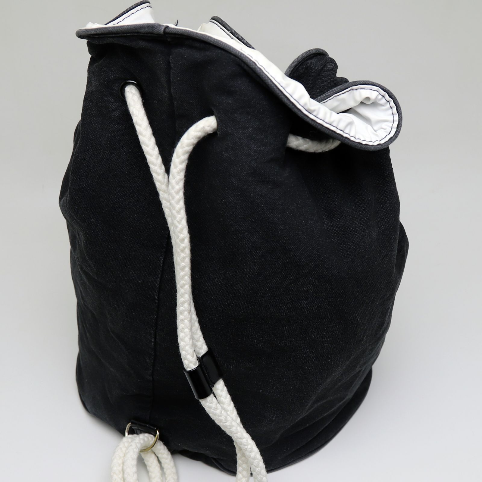 シャネル ノベルティ ロゴプリント プールバッグ 巾着 バッグ ブラック